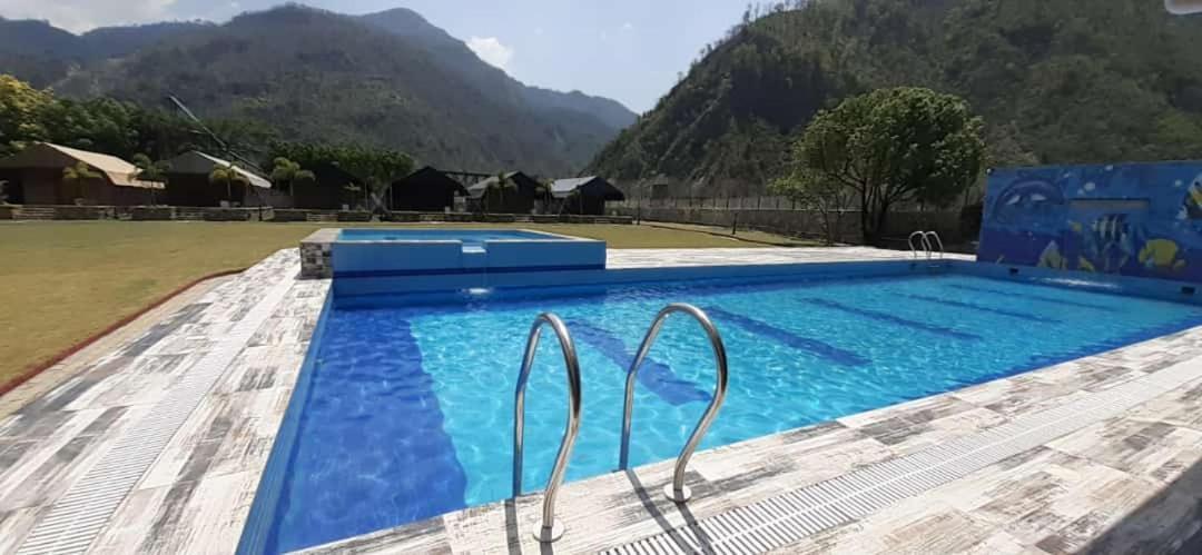 Four Banyans Spirit&Nature Resort Raipur  Bagian luar foto