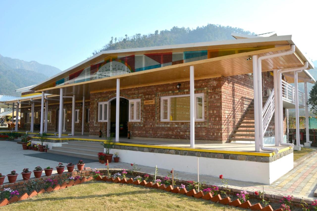 Four Banyans Spirit&Nature Resort Raipur  Bagian luar foto