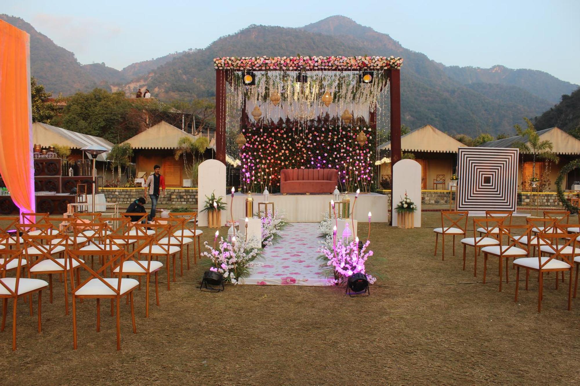 Four Banyans Spirit&Nature Resort Raipur  Bagian luar foto