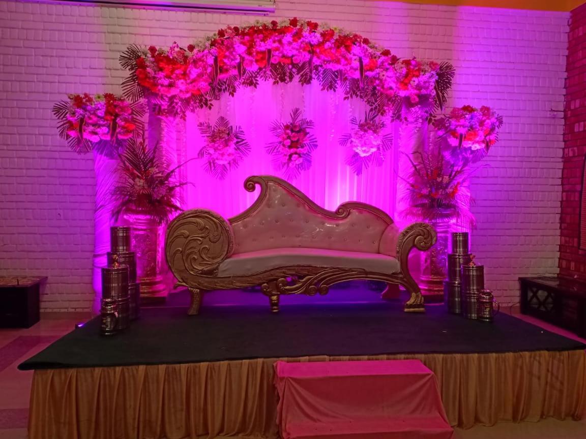 Four Banyans Spirit&Nature Resort Raipur  Bagian luar foto