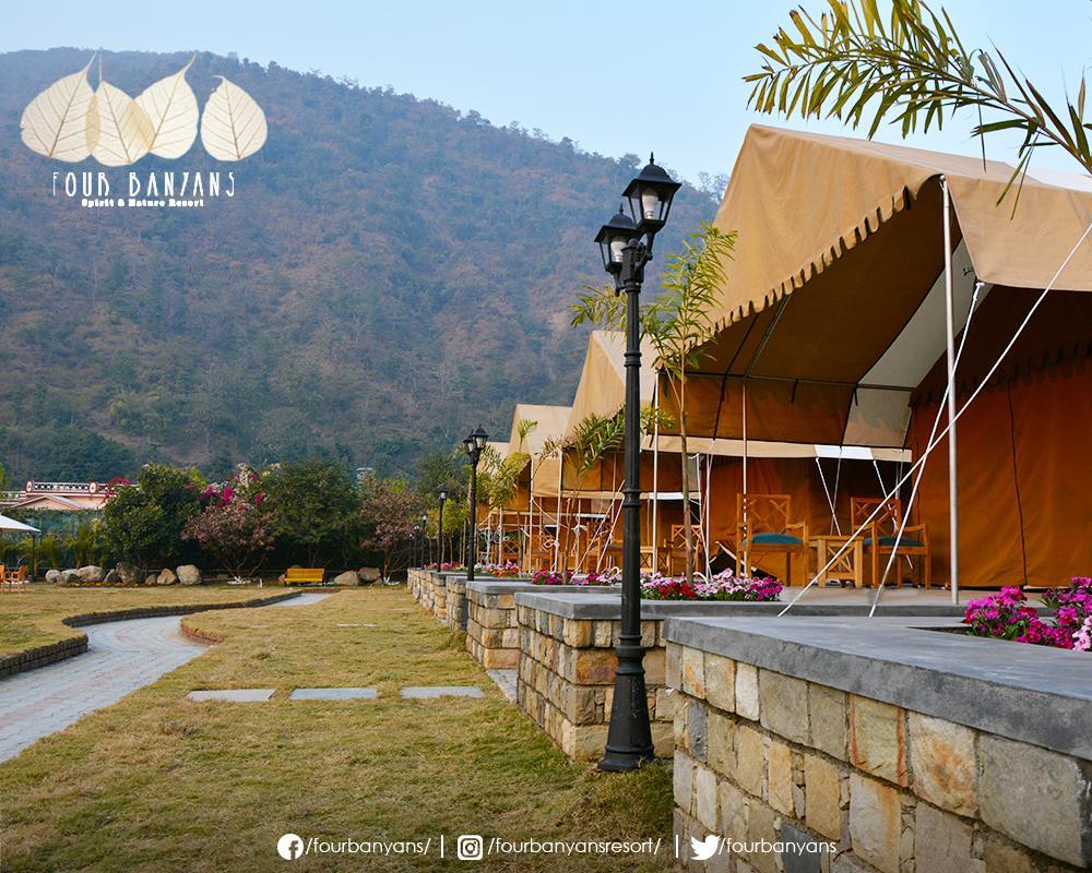 Four Banyans Spirit&Nature Resort Raipur  Bagian luar foto