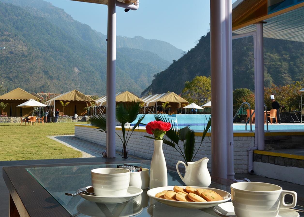 Four Banyans Spirit&Nature Resort Raipur  Bagian luar foto
